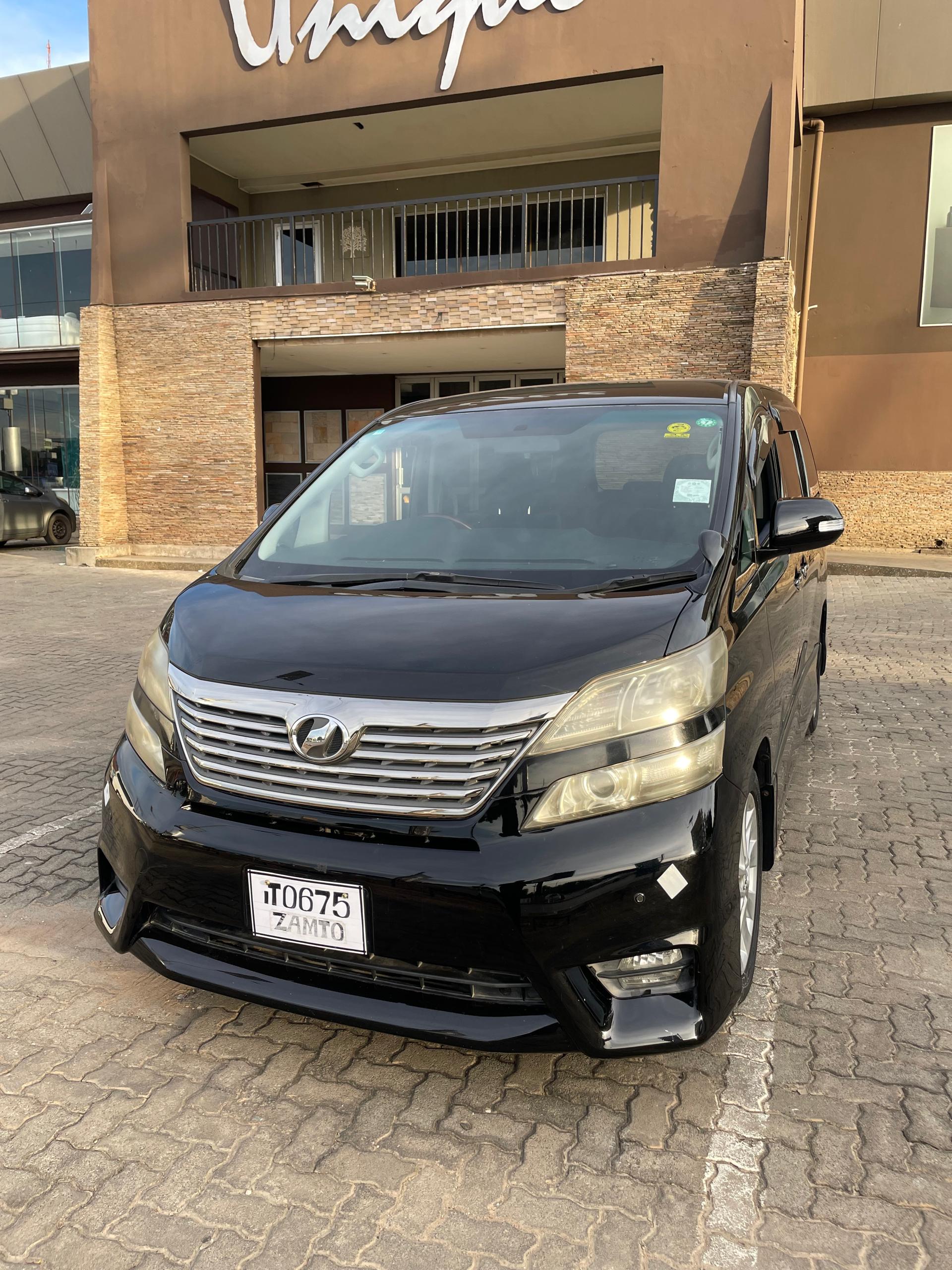2010 TOYOTA VELLFIRE Black